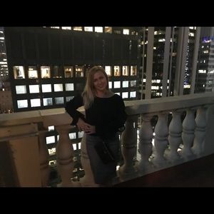 Meet your Posher, Kikinga